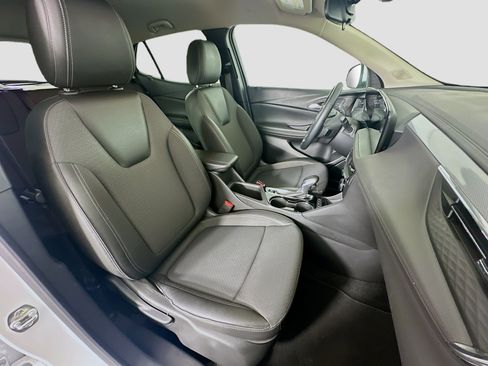 Used 2025 Buick Encore GX Preferred AWD/4WD image 29