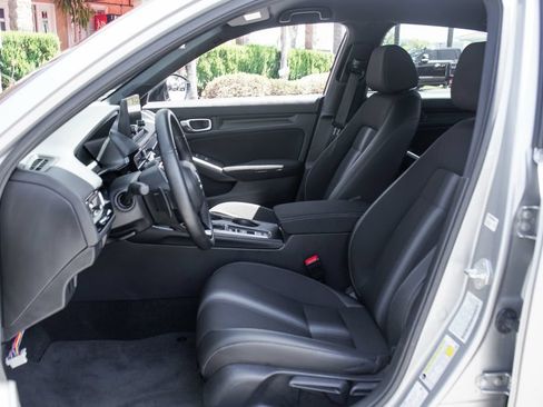 Used 2025 Honda Civic Sport image 16