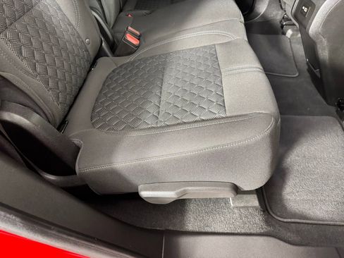 Used 2022 Chevrolet Blazer LT image 28