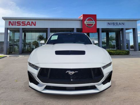 Used 2024 Ford Mustang GT RWD image 11