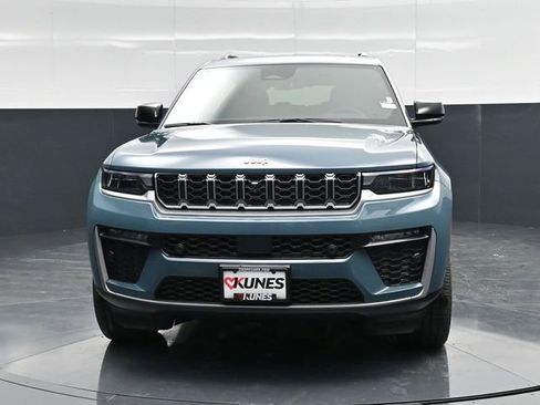 New 2026 Jeep Grand Cherokee L Limited image 2