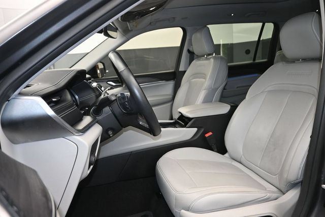 Used 2021 Jeep Grand Cherokee L Overland AWD/4WD image 9