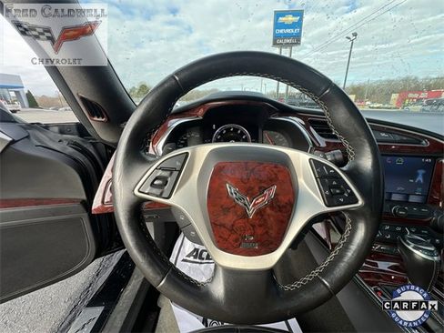 Used 2015 Chevrolet Corvette Stingray Coupe w/ 3LT Preferred Equipment Group image 11