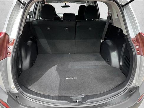 Used 2014 Toyota RAV4 LE FWD image 8
