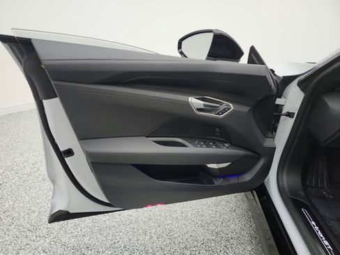 Used 2024 Audi e-tron GT Prestige image 14