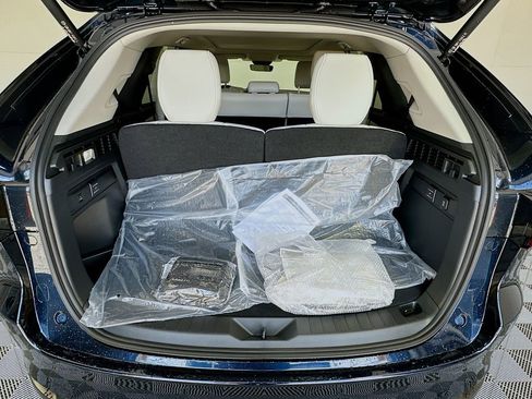 New 2026 MAZDA CX-90 Plug-In Hybrid w/ Premium Plus AWD/4WD image 28