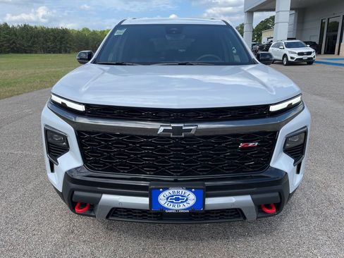 New 2026 Chevrolet Traverse Z71 w/ Enhanced Driving Package AWD/4WD image 8
