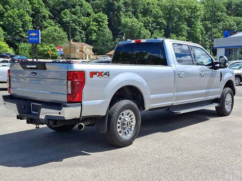 Used 2022 Ford F350 XLT w/ XLT Premium Package AWD/4WD image 6