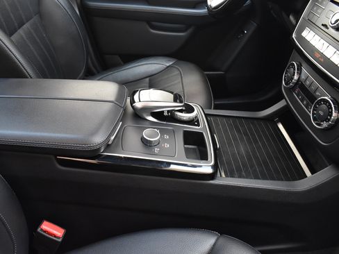 Used 2018 Mercedes-Benz GLE 350 w/ Premium 1 Package image 25