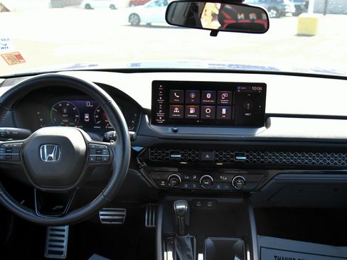 Used 2024 Honda Accord Sport image 37