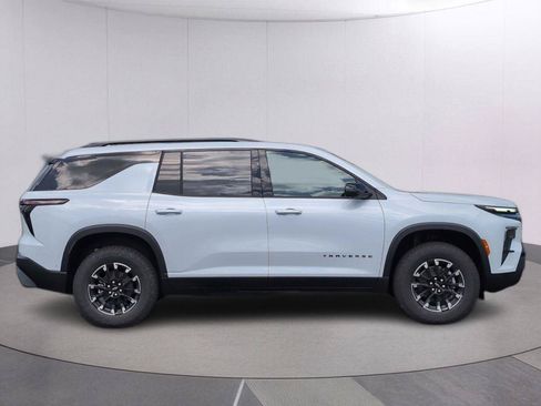 New 2026 Chevrolet Traverse Z71 w/ Enhanced Driving Package AWD/4WD image 8