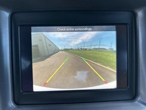 Used 2020 Dodge Charger SXT RWD image 30