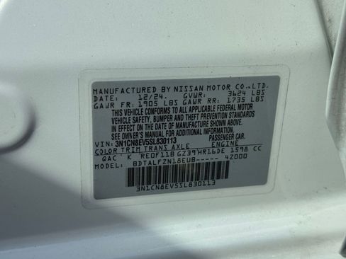 Used 2025 Nissan Versa SV image 24