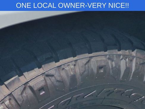 Used 2023 Toyota 4Runner SR5 Premium w/ Moonroof Package RWD image 11