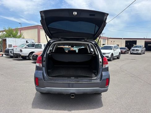 Used 2014 Subaru Outback 2.5i Premium w/ Moonroof Package AWD/4WD image 13