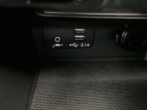 Used 2024 Subaru Forester Premium AWD/4WD image 16