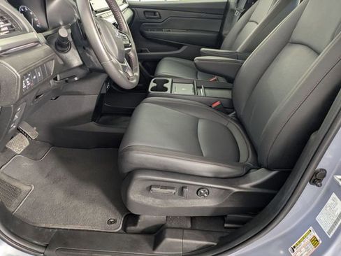 Used 2025 Honda Odyssey Sport-L image 11