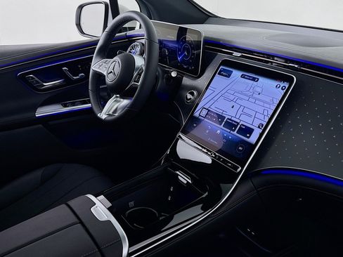 New 2026 Mercedes-Benz EQE 320 4MATIC SUV image 14