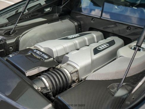 Used 2011 Audi R8 V10 AWD/4WD image 19