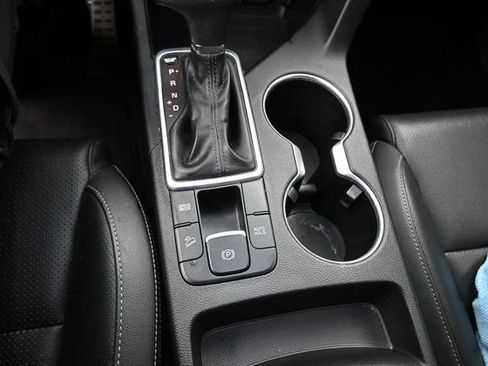 Used 2020 Kia Sportage S w/ Option Group 020 FWD image 14
