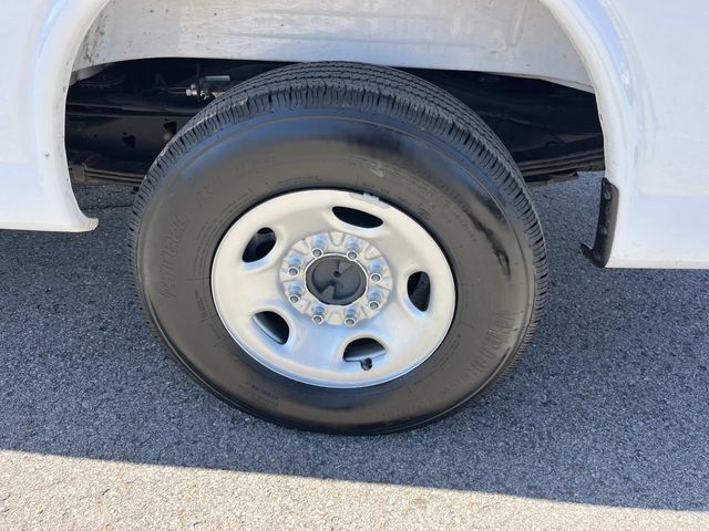 Used 2025 Chevrolet Express 2500 Extended w/ Driver Convenience Package RWD image 11