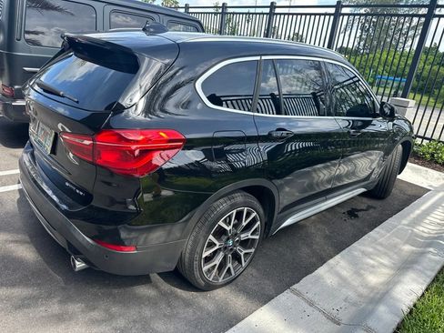 Used 2021 BMW X1 sDrive28i w/ Convenience Package FWD image 4