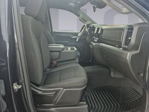 Used 2023 Chevrolet Silverado 1500 LT AWD/4WD image 17