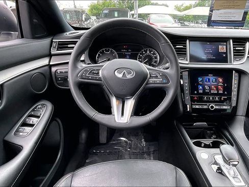 Used 2022 INFINITI QX50 Luxe w/ Appearance Package FWD image 7