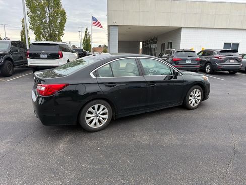 Used 2015 Subaru Legacy 2.5i Premium AWD/4WD image 9