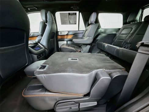 Used 2023 Lincoln Navigator Black Label AWD/4WD image 29
