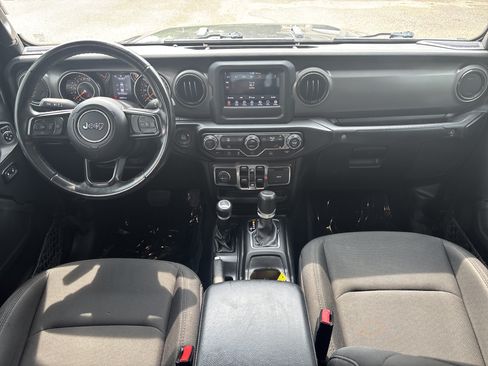 Used 2022 Jeep Gladiator Sport AWD/4WD image 16