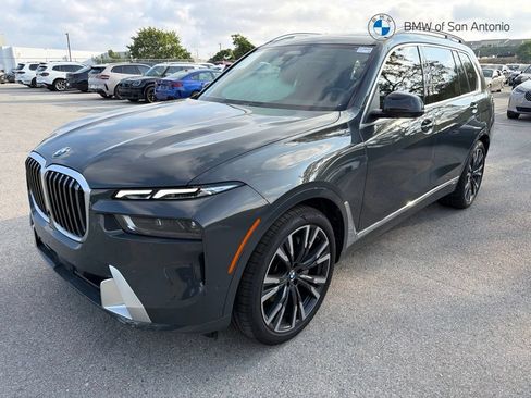 Certified 2026 BMW X7 xDrive40i AWD/4WD image 1