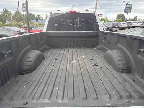 Used 2022 Ford F250 Lariat w/ Lariat Ultimate Package AWD/4WD image 8
