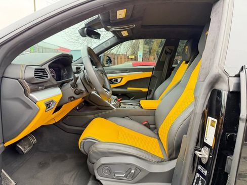 Used 2021 Lamborghini Urus image 10