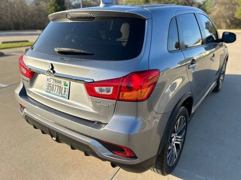 Used 2018 Mitsubishi Outlander Sport ES FWD image 6