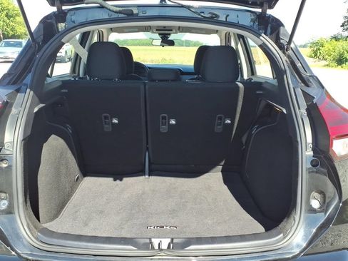Used 2024 Nissan Kicks SV FWD image 19