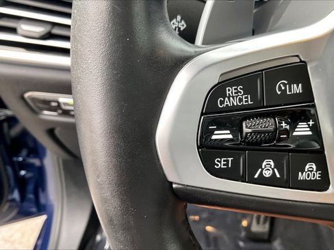 Used 2022 BMW X5 sDrive40i w/ M Sport Package RWD image 14