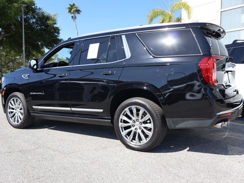 Used 2022 GMC Yukon Denali w/ Advanced Technology Package RWD image 6
