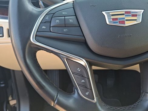 Used 2019 Cadillac XT5 Premium Luxury AWD/4WD image 22