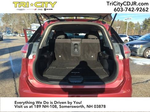 Used 2016 Nissan Rogue S image 28