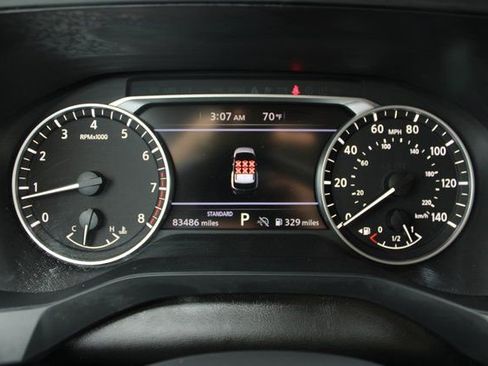 Used 2023 Nissan Pathfinder S image 18