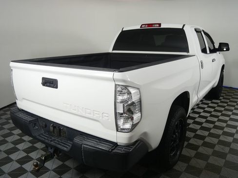 Used 2017 Toyota Tundra SR5 image 4