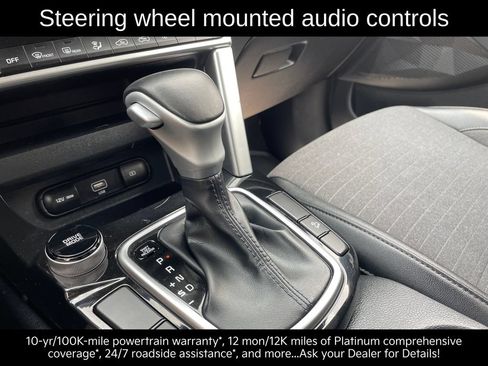 Used 2023 Kia Seltos S w/ Navigation Package FWD image 17