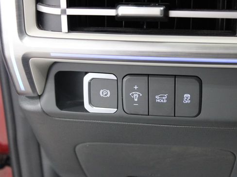 Used 2024 Hyundai Santa Fe Limited image 38