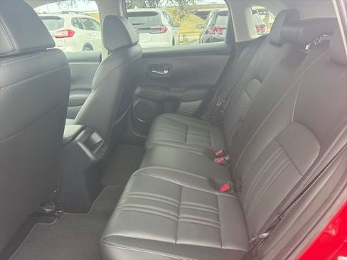 Used 2025 Honda HR-V EX-L image 14
