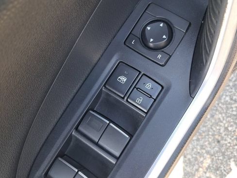 Used 2020 Toyota RAV4 XSE AWD/4WD image 12