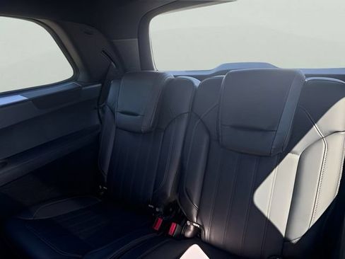 Used 2019 Mercedes-Benz GLS 450 4MATIC image 12
