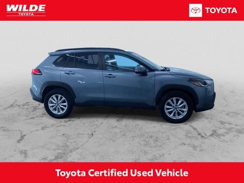 Certified 2023 Toyota Corolla Cross LE image 2