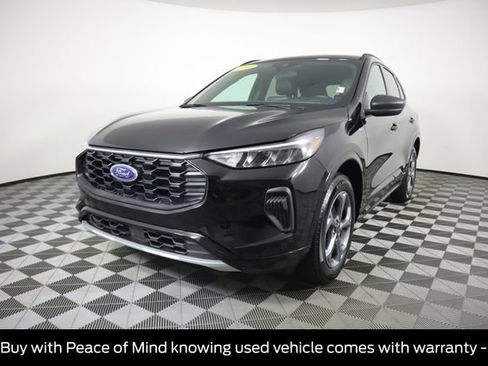 Certified 2024 Ford Escape ST-Line AWD/4WD image 10