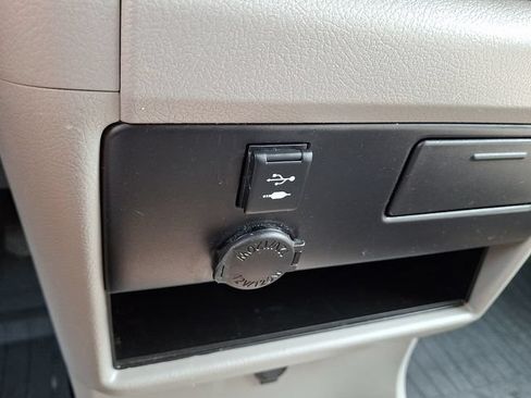 Certified 2020 Toyota Sienna LE FWD image 22